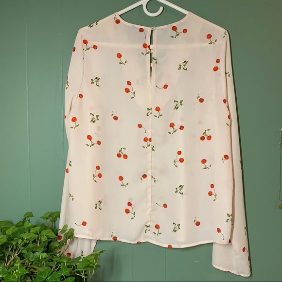 Cherry Blouse - Picture 3 of 4